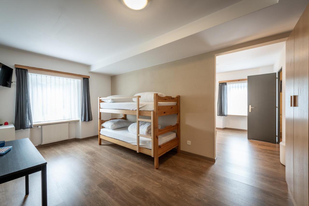 Hotel Greina Rabius Bagian luar foto